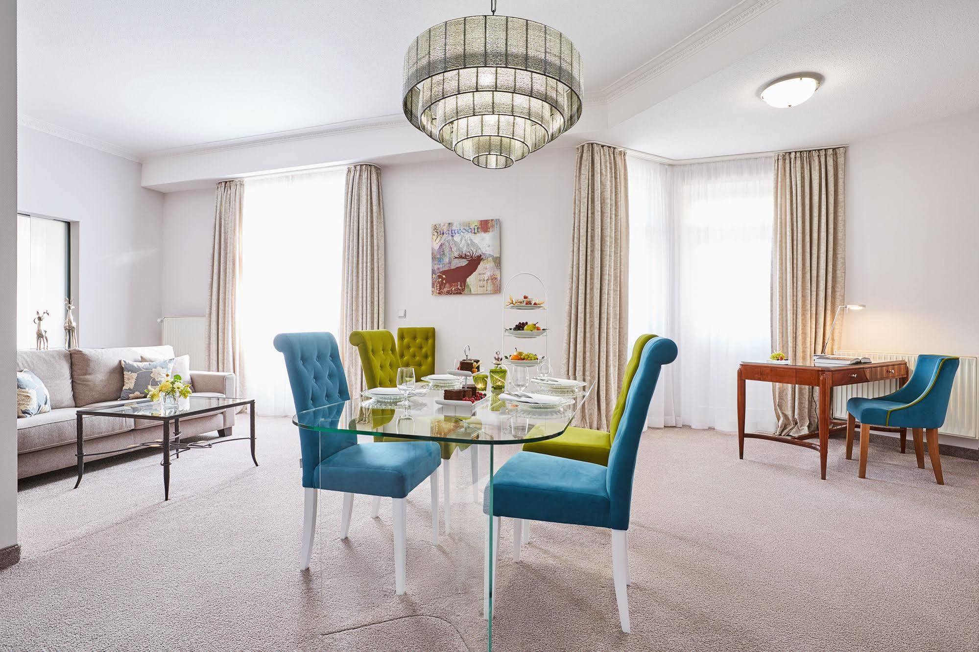 Grand Hotel Sonnenbichl Garmisch-Partenkirchen Esterno foto